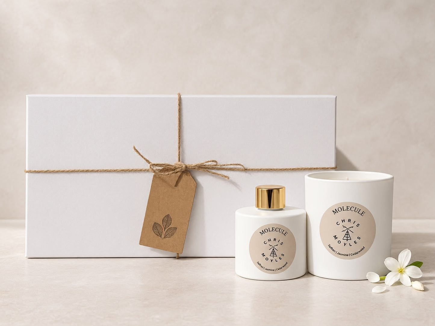 Chris Moyles Cedarwood & Jasmine Candle and Diffuser Gift Set